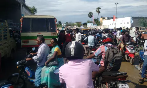 போக்குவரத்து நெரிசல் போக்குவரத்து நெரிசல்