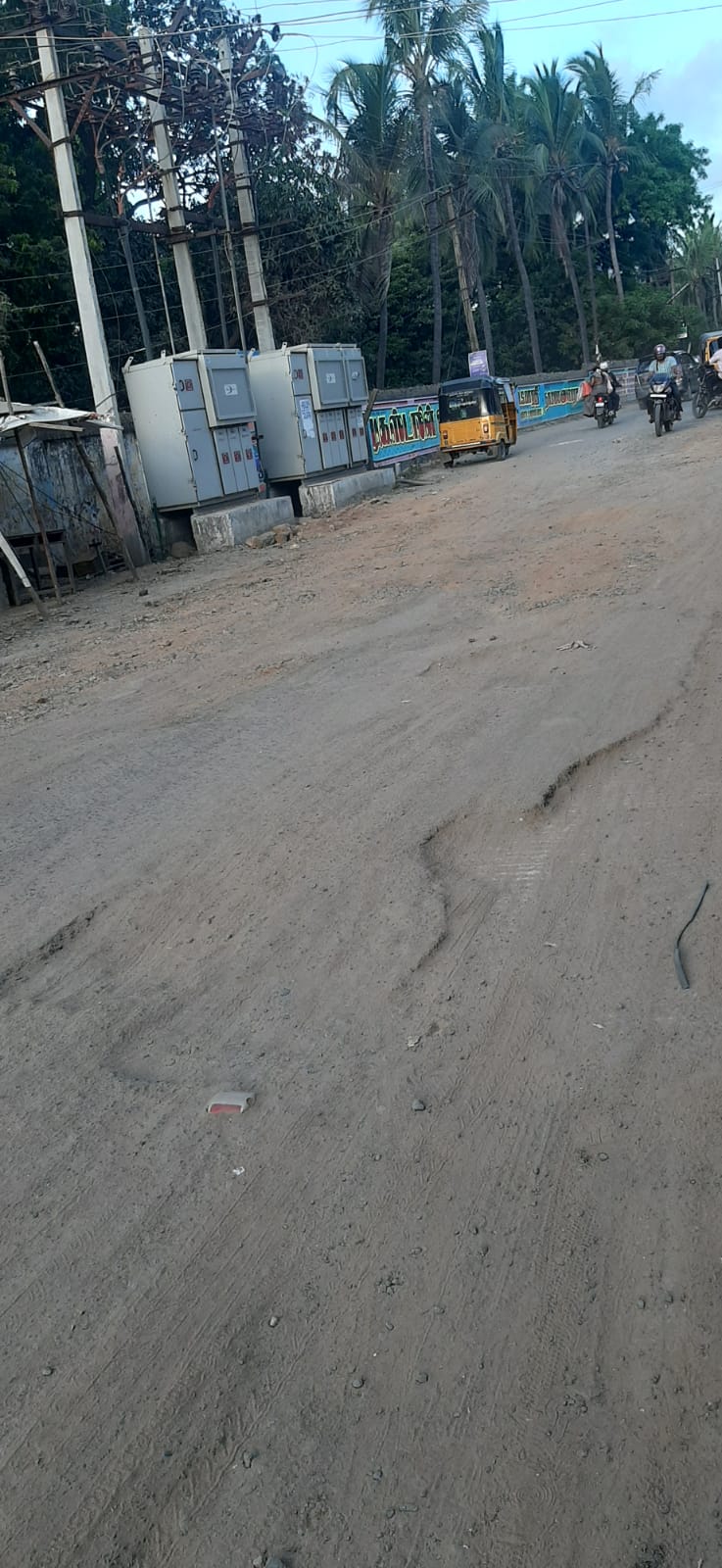 சாலை மோசம் ; மக்கள் அவதி சாலை மோசம் ; மக்கள் அவதி