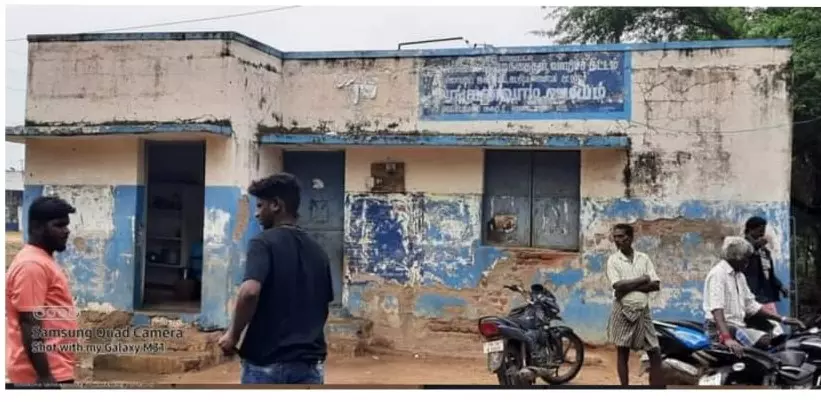 பராமரிப்பின்றி தவிக்கும் அங்கன்வாடி பராமரிப்பின்றி தவிக்கும் அங்கன்வாடி