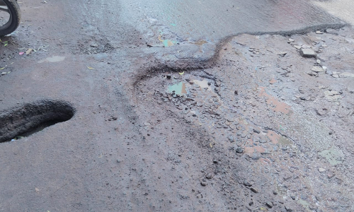 சாலை சேதம்