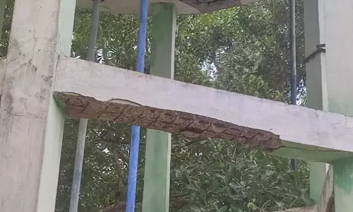 மேல்நிலை குடிநீர் தொட்டி சீரமைக்கப்படுமா? மேல்நிலை குடிநீர் தொட்டி சீரமைக்கப்படுமா?