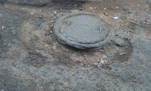 பள்ளமும் ஆபத்தும்