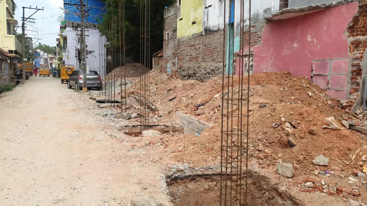 முடங்கி கிடக்கும் பணி முடங்கி கிடக்கும் பணி