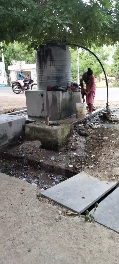 தேங்கி நிற்கும் கழிவுநீரால் சுகாதார சீர்கேடு