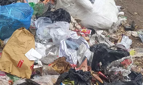 துா்நாற்றத்தால் அவதி