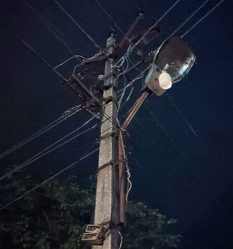 மின்விளக்கு எரியவில்லை மின்விளக்கு எரியவில்லை