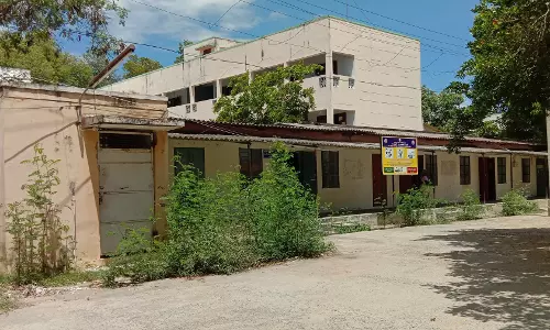 மழைநீர் வடிகால் தூர்வாரப்படுமா?