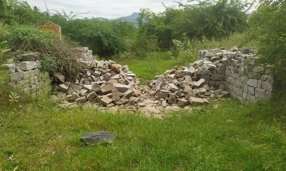 தடுப்பணை சேதம்