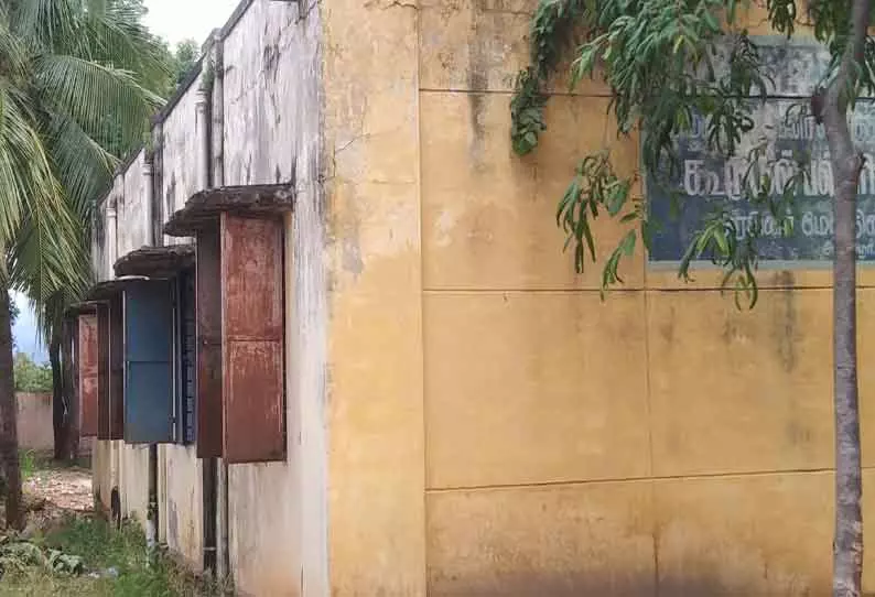 பழுதான பள்ளி கட்டிடம்