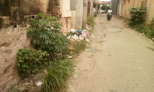 குப்பையும், குழியும்