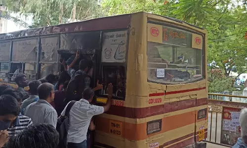 படியில் பயணம்