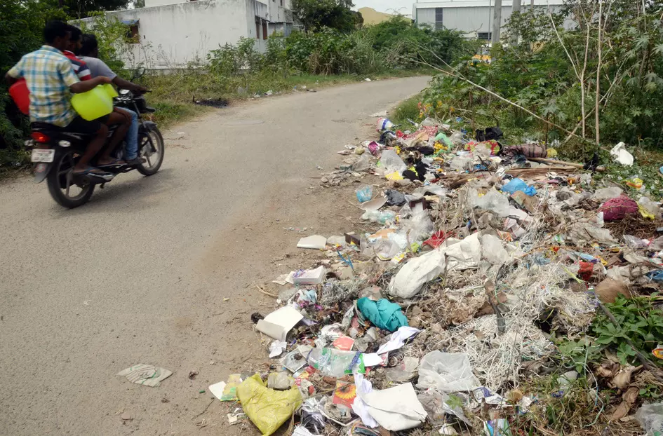 குவிந்து கிடக்கும் குப்பை