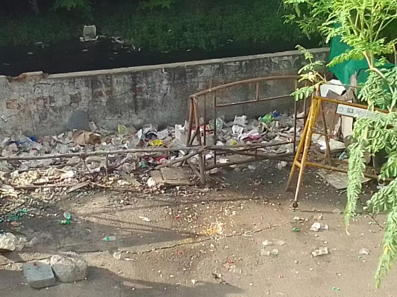 குப்பைகள் அகற்றப்படுமா?