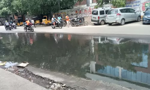 சாலையில் கழிவுநீர்