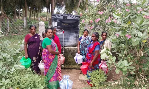 குடிநீர் இன்றி மக்கள் அவதி