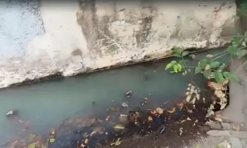 நிரம்பி வழியும் கால்வாய்