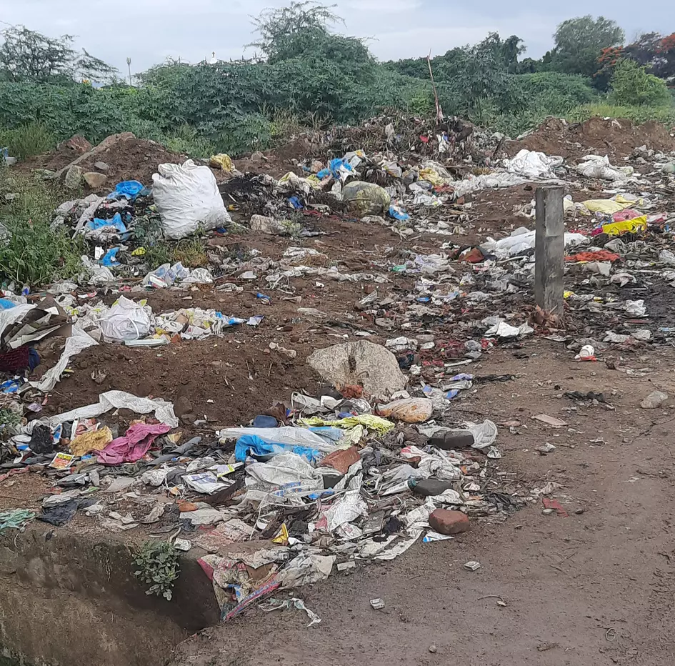 குப்பைகளால் சுகாதார சீர்கேடு