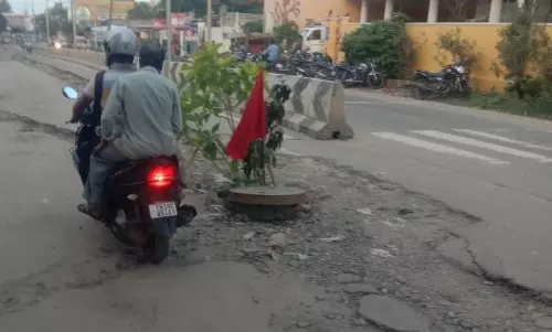 சாலையை சீரமைக்க வேண்டும்