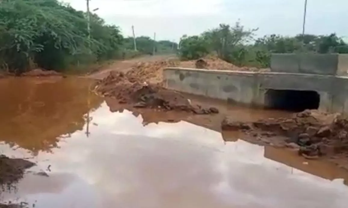 பொதுமக்கள் அவதி