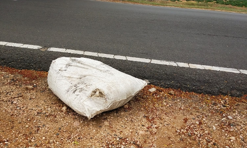 கோழிக்கழிவுகளால் சுகாதார சீர்கேடு