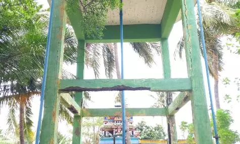 உயிர்பலி வாங்க காத்திருக்கும் மேல்நிலை தொட்டி உயிர்பலி வாங்க காத்திருக்கும் மேல்நிலை தொட்டி