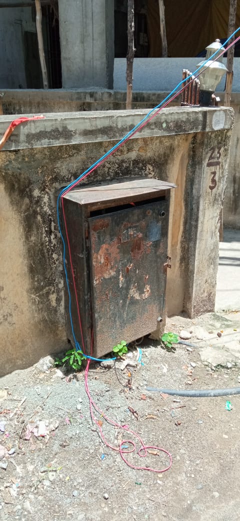 மின் இணைப்பு பெட்டி மாற்றப்படுமா ?