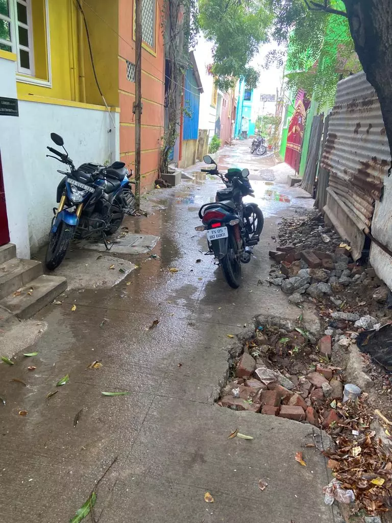 பள்ளத்தால் இடையூறு பள்ளத்தால் இடையூறு