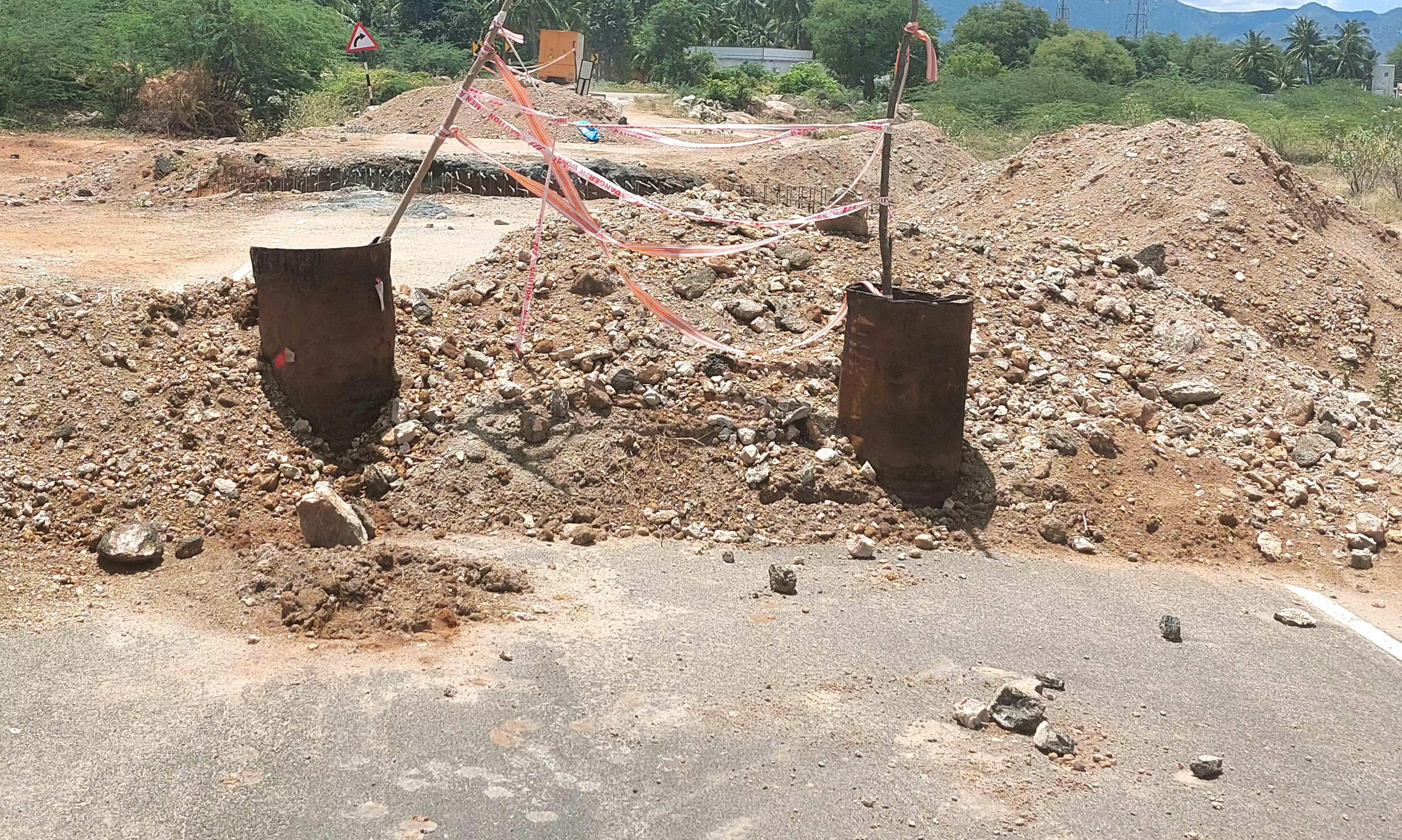 எச்சரிக்கை அறிவிப்பு பலகை தேவை