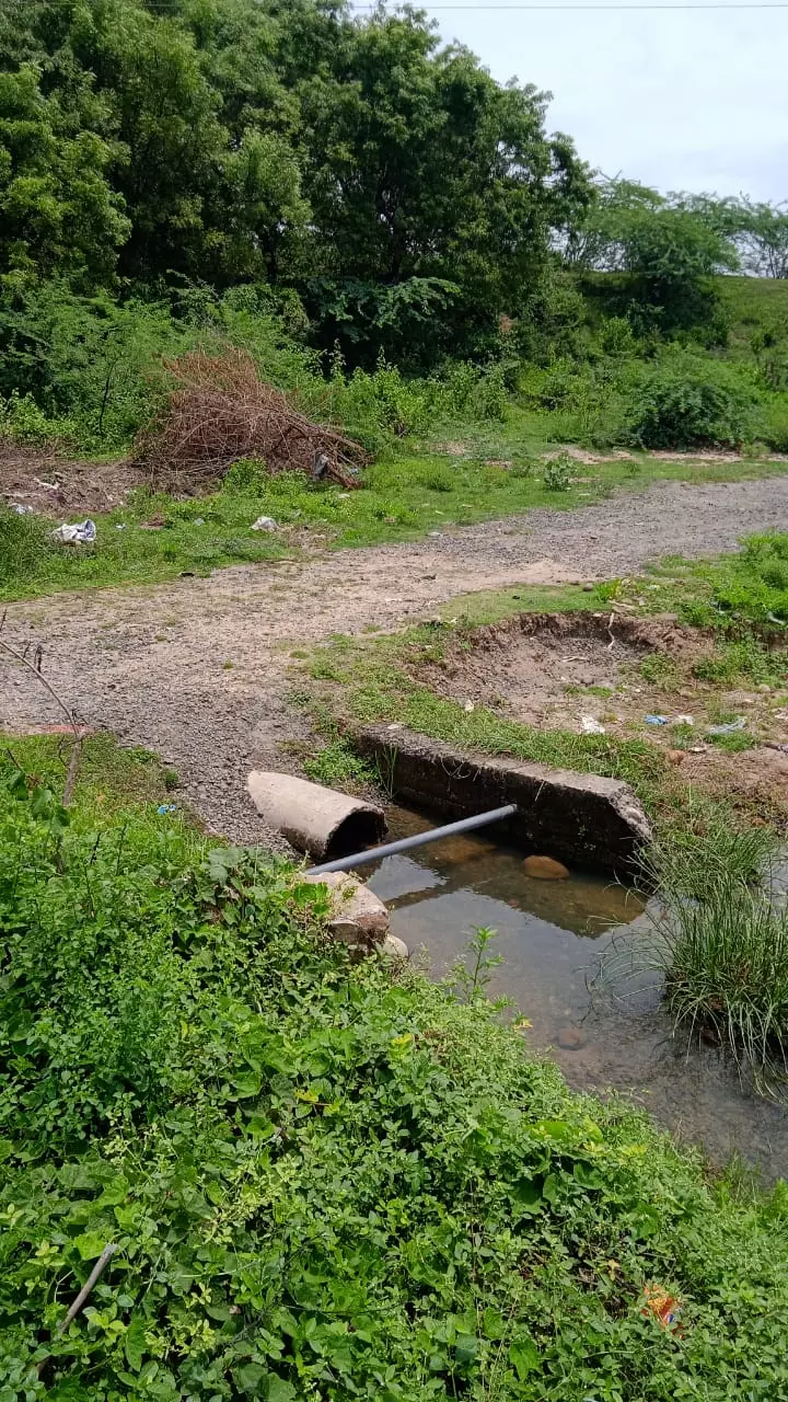 சீரமைக்கப்பட வேண்டும் சீரமைக்கப்பட வேண்டும்