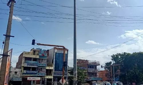 உயர்கோபுர மின்விளக்கு இடமாற்றம் செய்யப்படுமா?