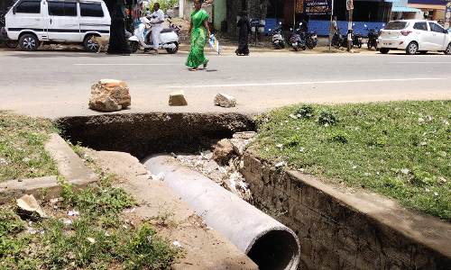 விபத்து ஏற்படும் அபாயம்