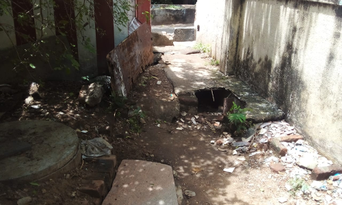 சாலை சேதம்