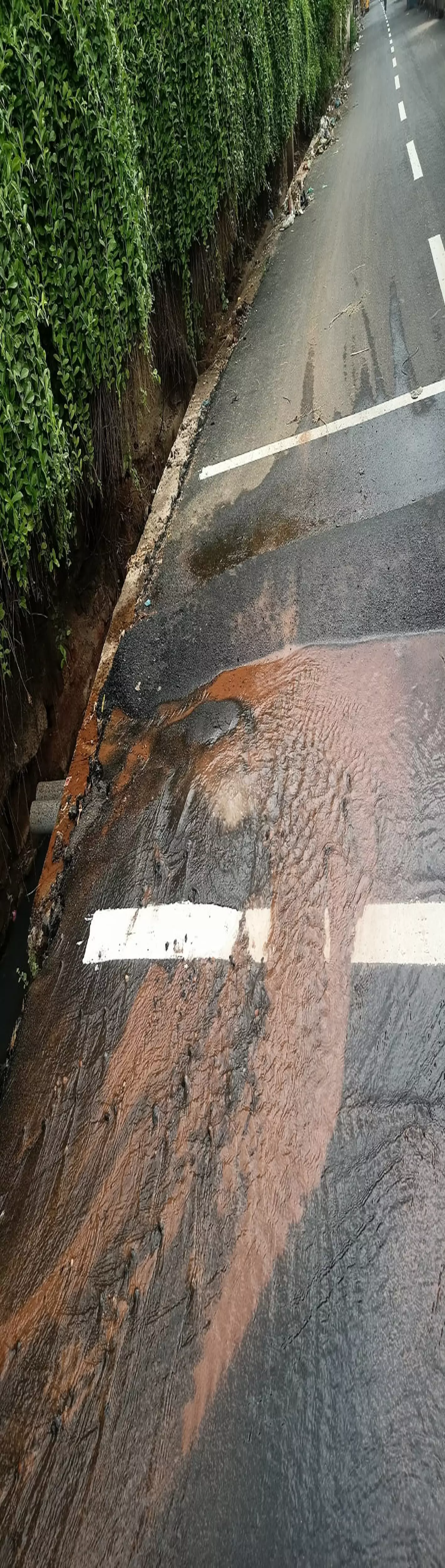 குடிநீர் குழாயில் உடைப்பு