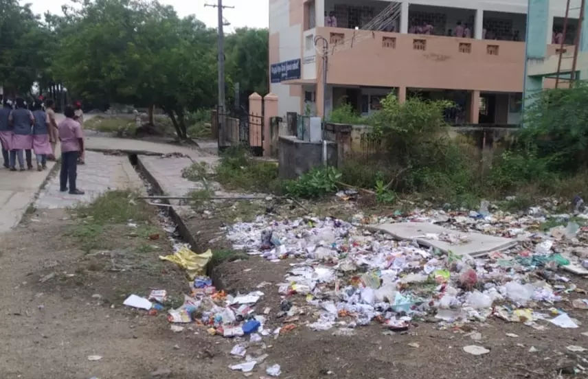 குப்பைகளால் சுகாதாரகேடு