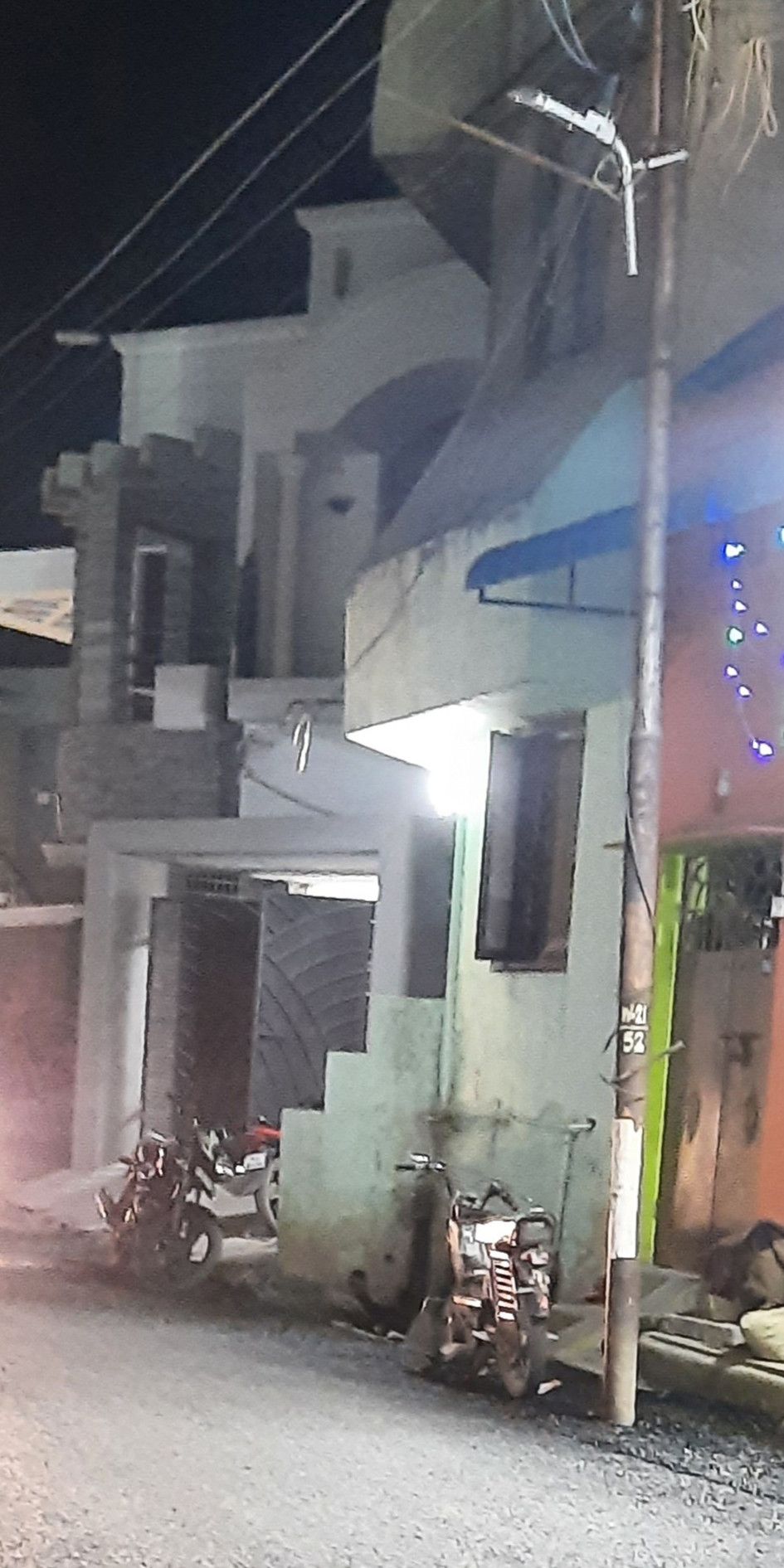 மின்விளக்கு எரியவில்லை