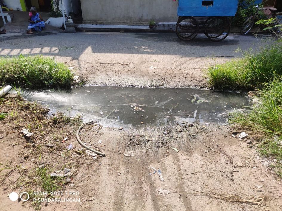 தேங்கி நிற்கும் கழிவுநீர்