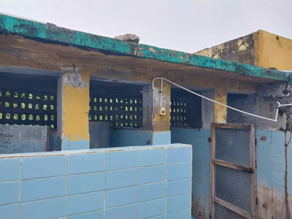 பயன்படாத கழிப்பறை