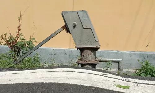 சீரமைக்க வேண்டும் சீரமைக்க வேண்டும்