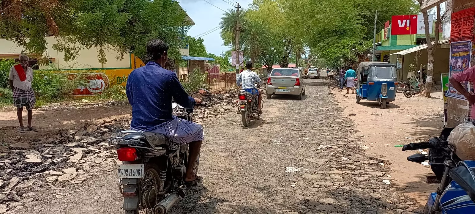 சாலை சீரமைக்கும் பணி துரிதப்படுத்தப்படுமா? சாலை சீரமைக்கும் பணி துரிதப்படுத்தப்படுமா?