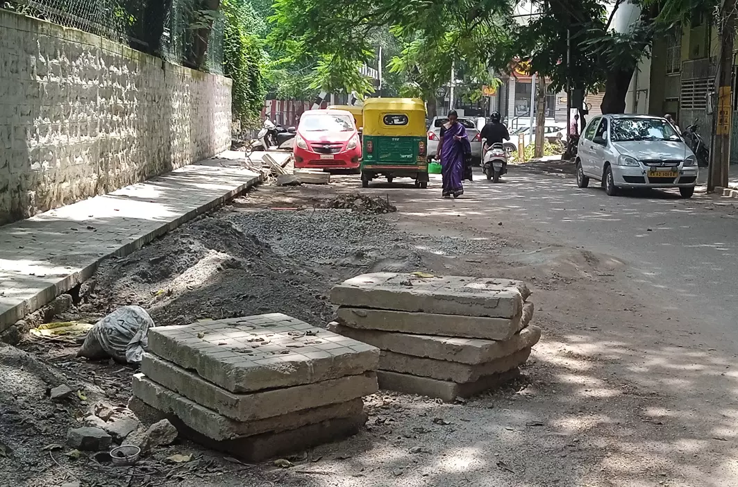 சிமெண்டு சிலாப்புகள் அகற்றப்படுமா?