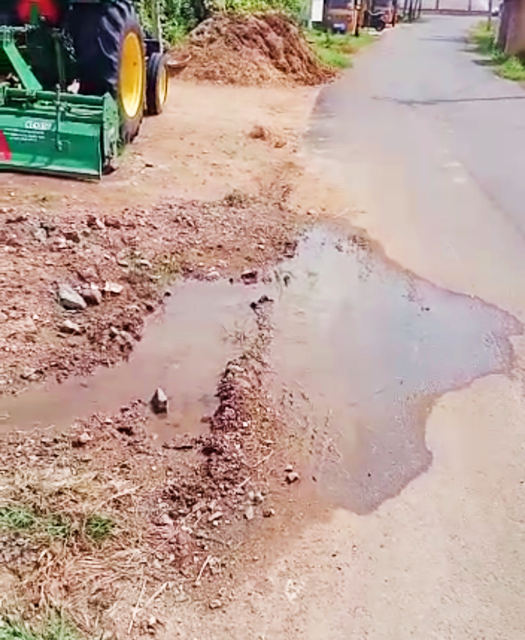 வீணாகும் தண்ணீர்