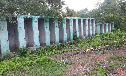 பயன்பாட்டுக்கு வராத கழிப்பறைகள்