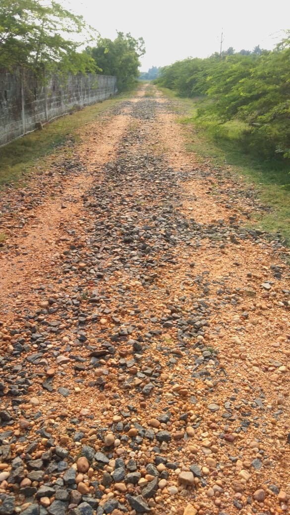 கரடு முரடான சாலை