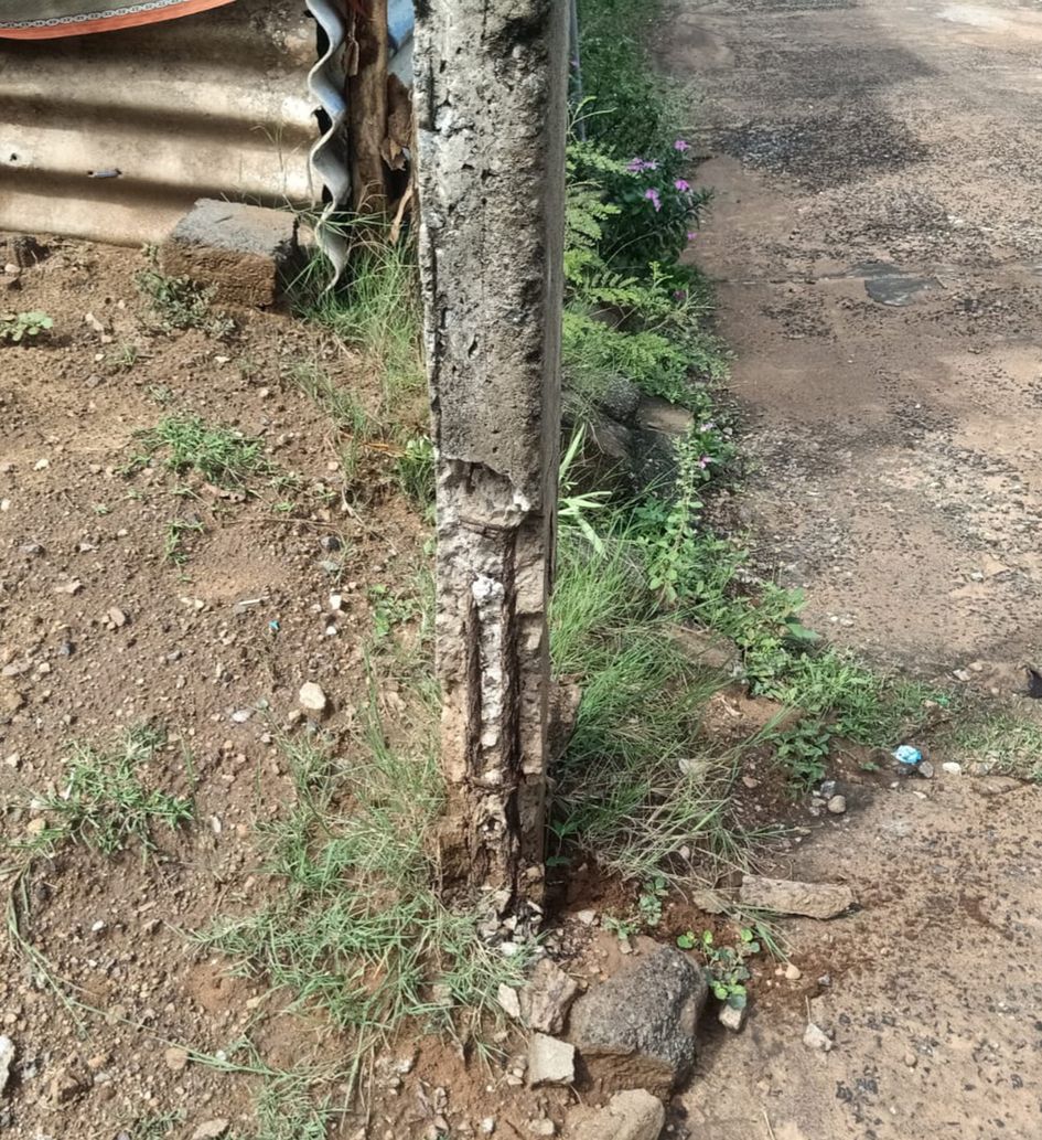 மின்கம்பம் மாற்றப்படுமா? மின்கம்பம் மாற்றப்படுமா?