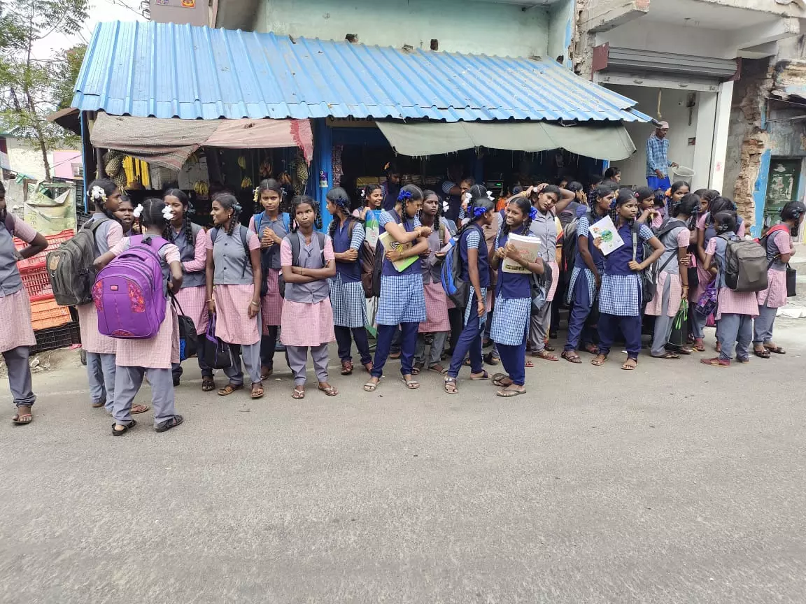 கூடுதல் பஸ் வசதி வேண்டி விண்ணப்பம் கூடுதல் பஸ் வசதி வேண்டி விண்ணப்பம்