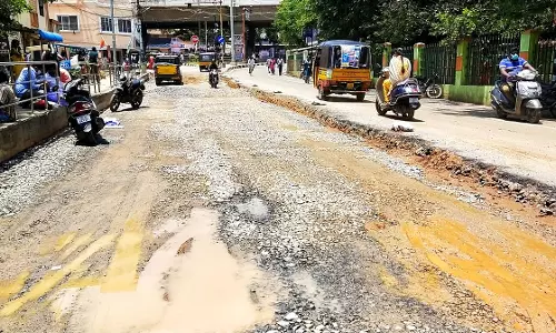 மந்தமாக நடைபெறும் சாலை பணி