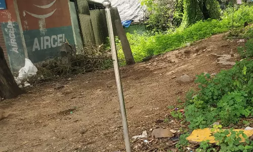 தெரு பெயர் பலகையை காணவில்லை தெரு பெயர் பலகையை காணவில்லை