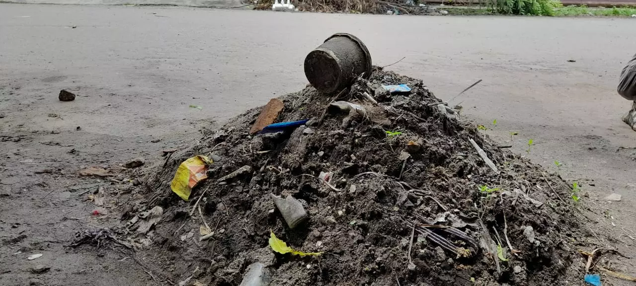 துர்நாற்றம்