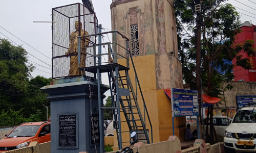 காட்சிப்பொருளான மணிக்கூண்டு