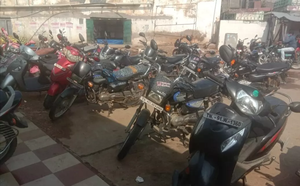 வாகனம் நிறுத்துமிடமா?